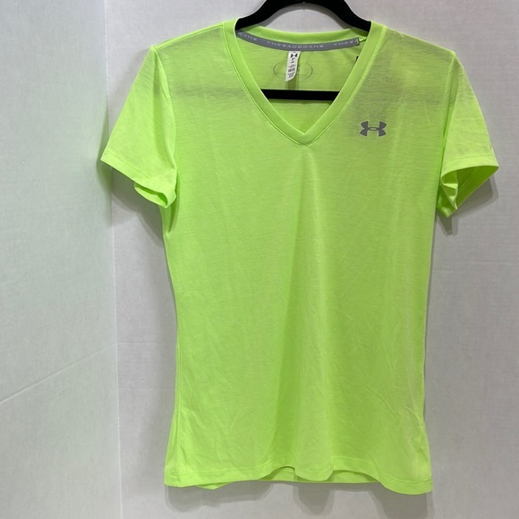 Under Armour Tops - Under Armour V neck Heat Gear Shirt